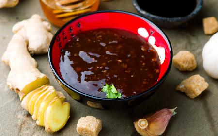 Sos teriyaki - jak zrobić pyszny sos na bazie miodu