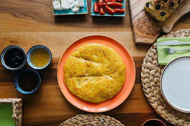 Słonecznikowy omlet po amerykańsku - pyszny omlet z ziarnami słonecznika